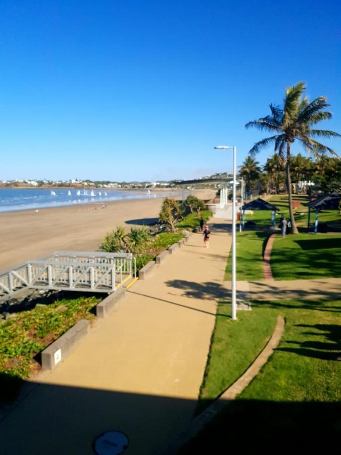 Ocean Views Apartment Йепун Екстериор снимка